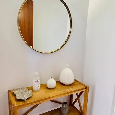 Estudio Con Amplia Terraza En Apartment *